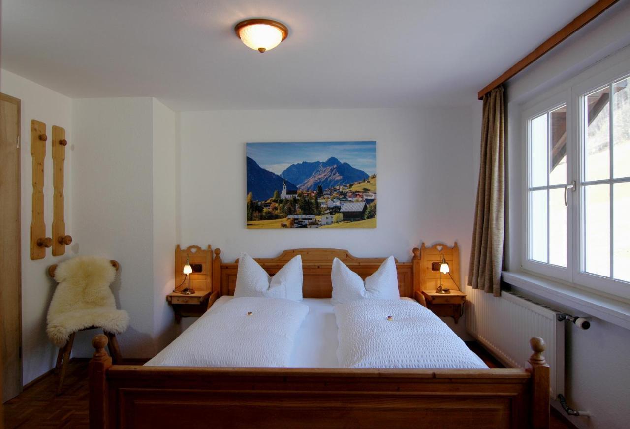 Ferienhaus Ahorn Mittelberg Exterior foto