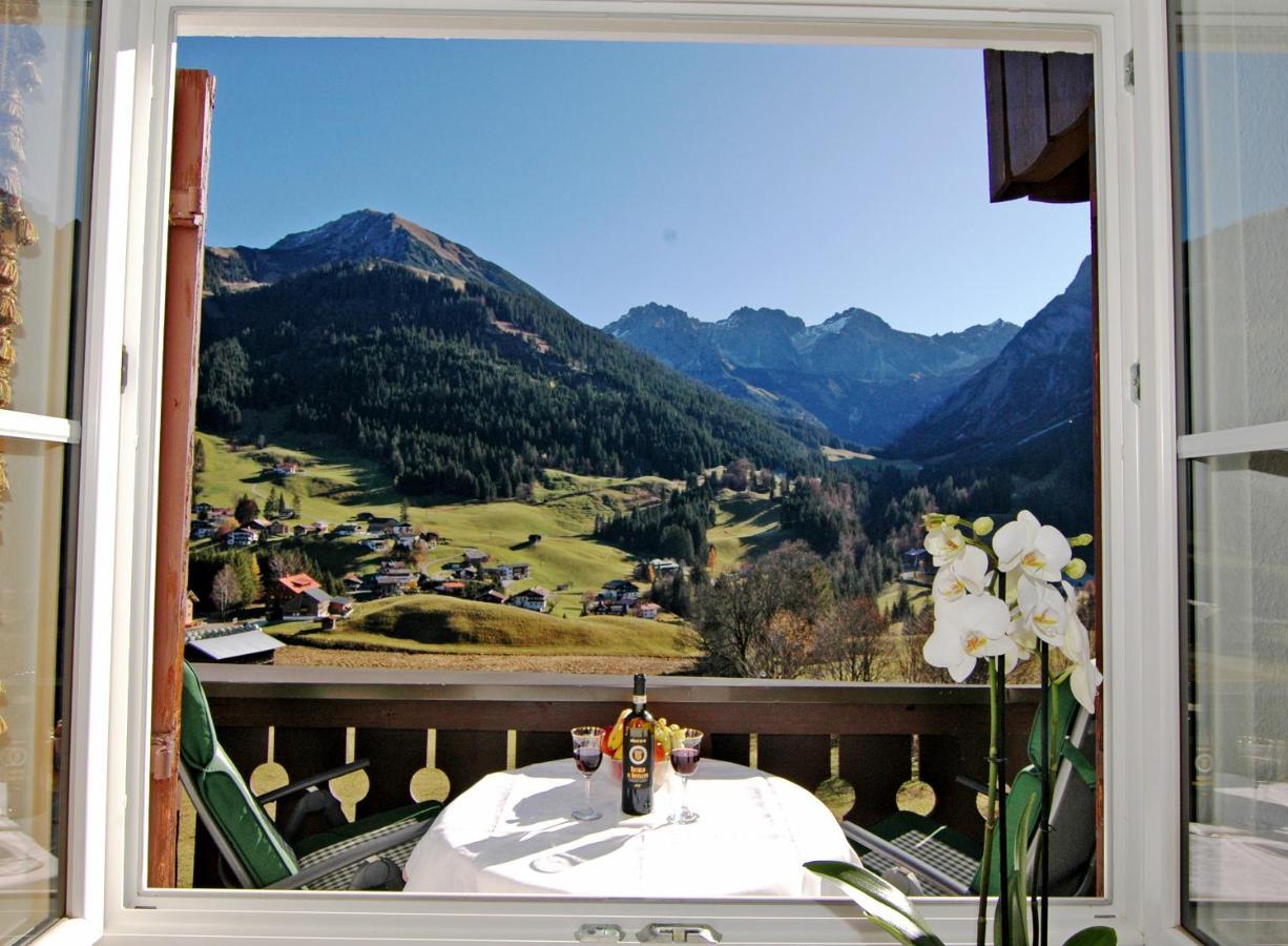 Ferienhaus Ahorn Mittelberg Exterior foto